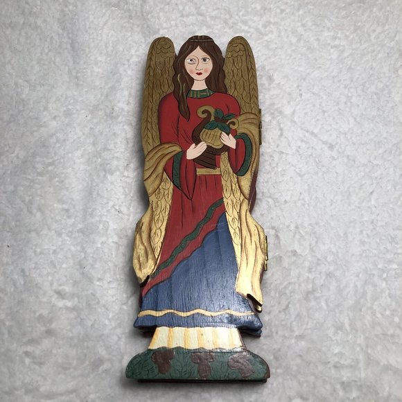World Bazars Angels Cover Compact Foldable Wooden Screen 15”w x 11.5”h - Picture 7 of 8